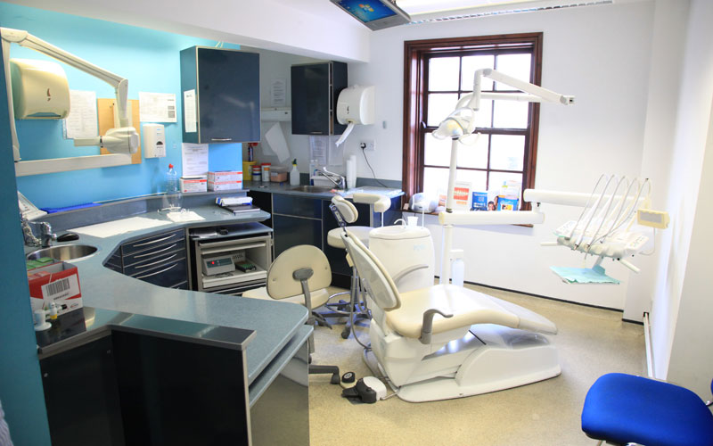 Multi-Clinic Dentists