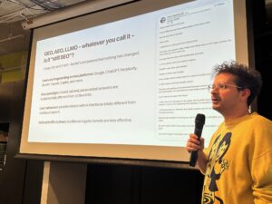 monitoring AI chatGPT search, brand visibility on Perplexity, Gemini & Claude